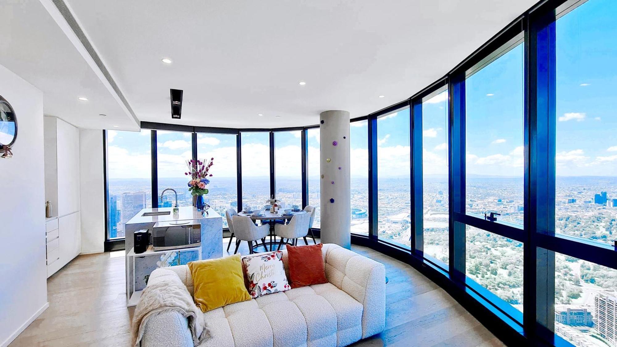 84 Floor/splendid View/free Car Park/3b/near Crown