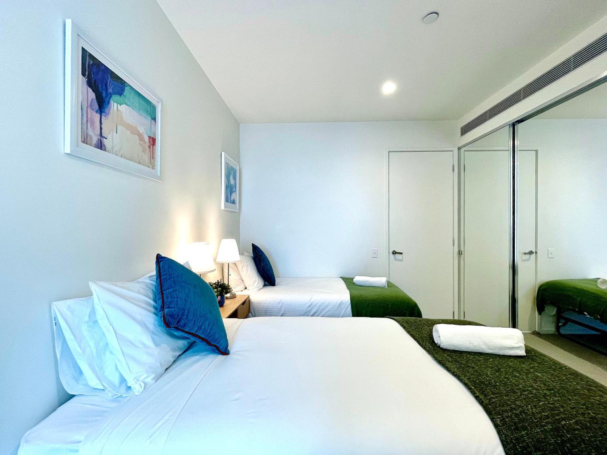 84 Floor/splendid View/free Car Park/3b/near Crown Apartment