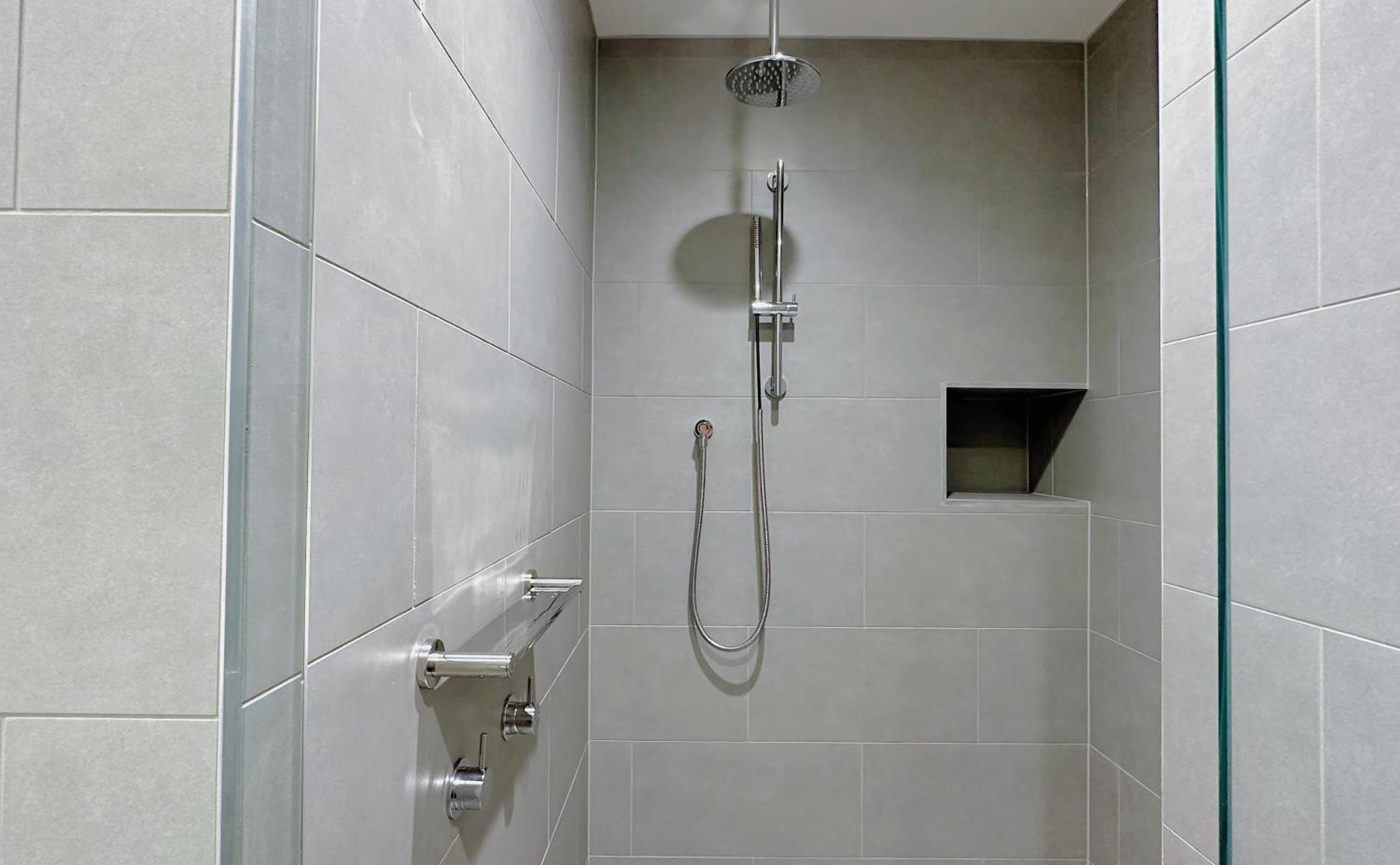 84 Floor/splendid View/free Car Park/3b/near Crown Apartment