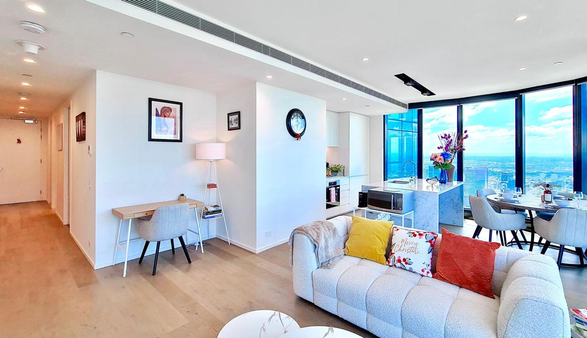 Apartment 84 Floor/splendid View/free Car Park/3b/near Crown